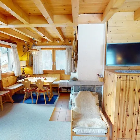 Haus Bachhues - Mit Balkon Und Bergsicht Lägenhet Blatten bei Naters