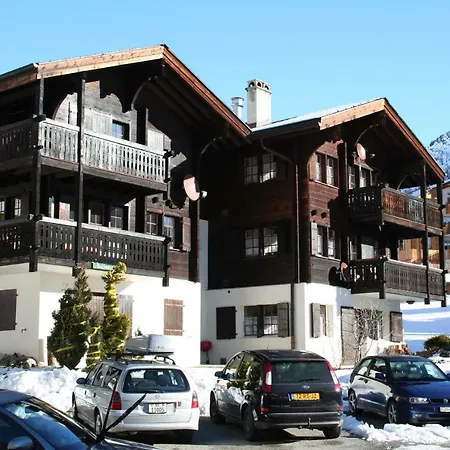 Haus Bachhues - Mit Balkon Und Bergsicht Blatten bei Naters